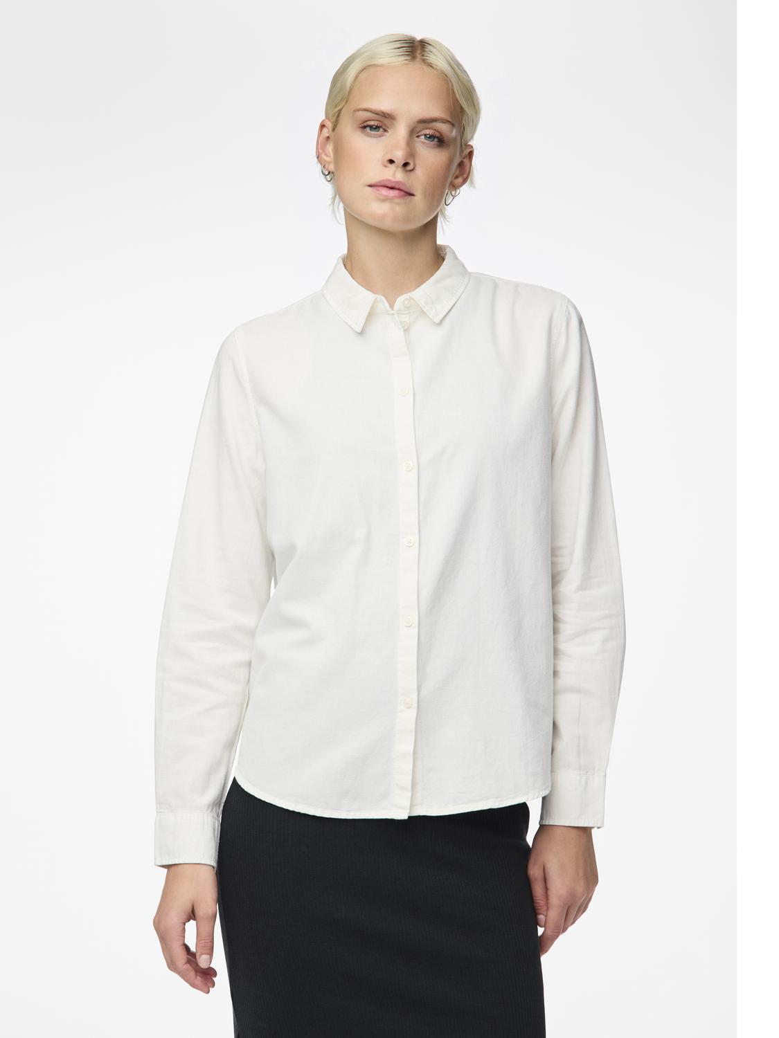 model_shot-front